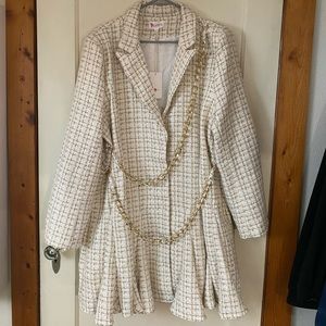 Plus size Dress with chain detail